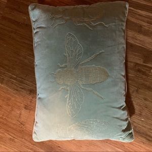 Outdoor bug pillow
